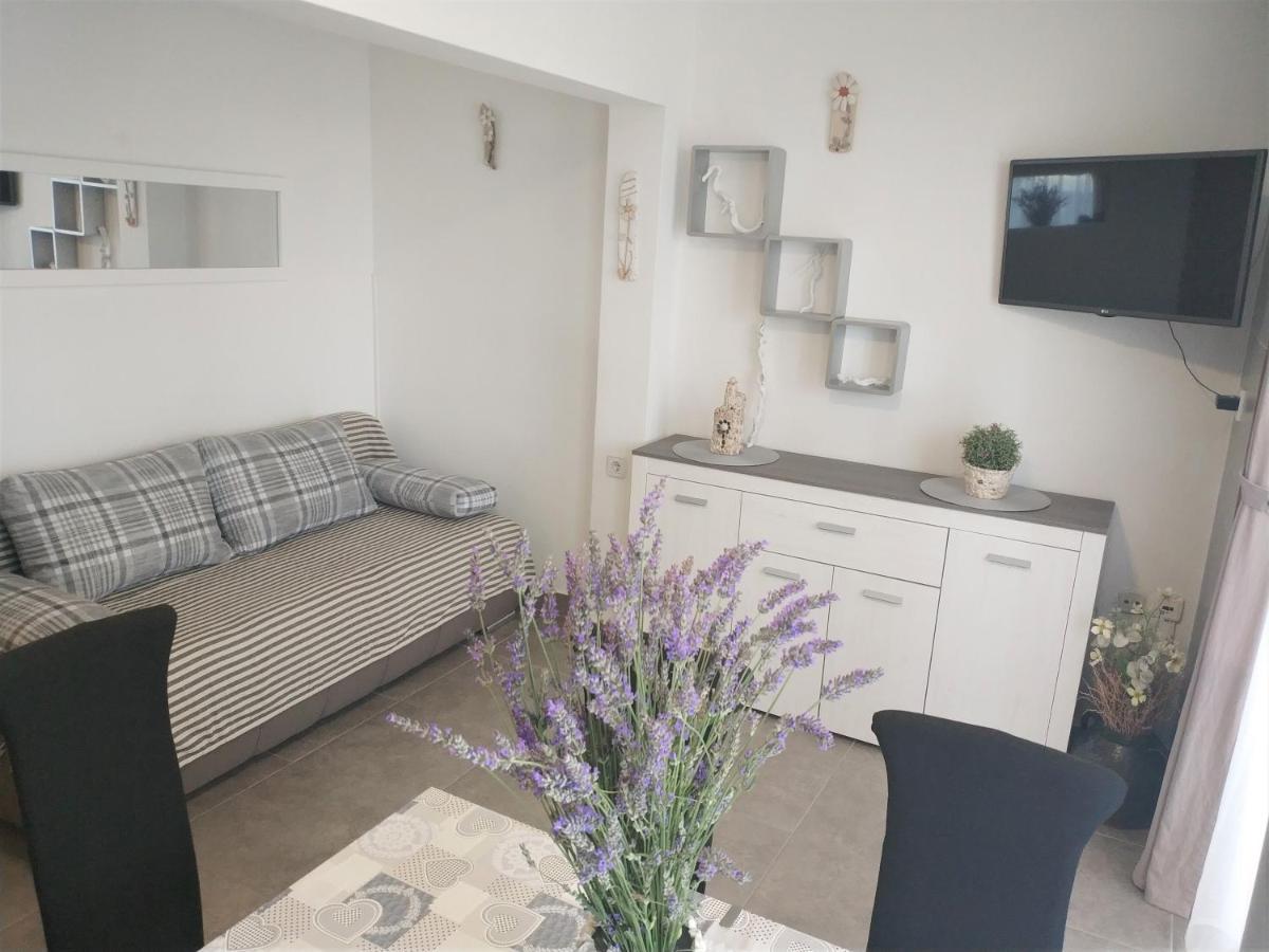 Apartments Rak Вис Экстерьер фото