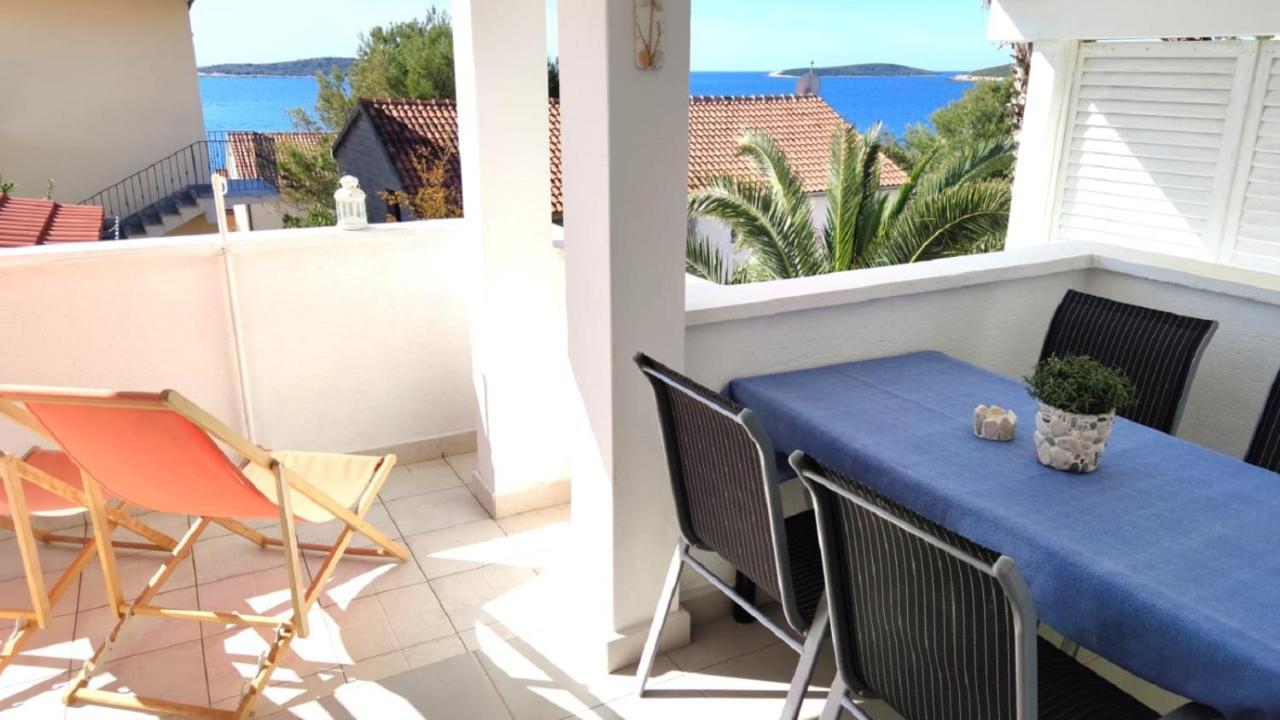 Apartments Rak Вис Экстерьер фото