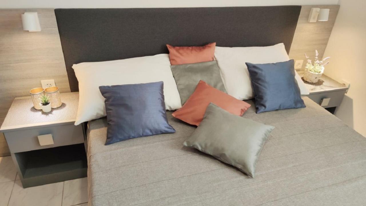 Apartments Rak Вис Экстерьер фото